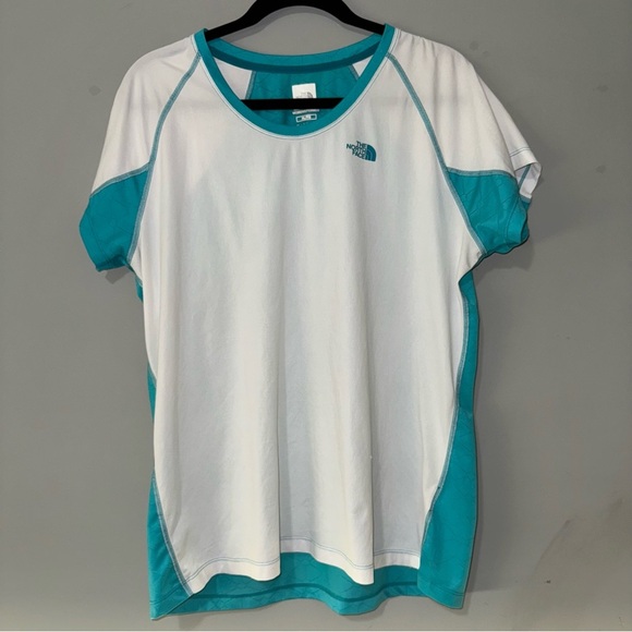 The North Face White and Teal Active Tee - Picture 1 of 2